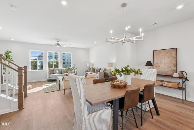 1062 Zelkova Lane, Chapel Hill, NC 27517