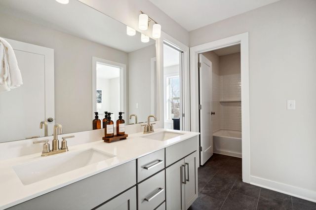 4866 128th Circle NE, Blaine, MN 55449