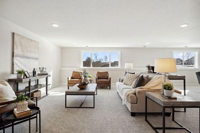 4866 128th Circle NE, Blaine, MN 55449