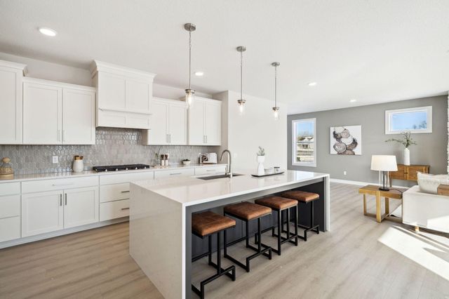 4866 128th Circle NE, Blaine, MN 55449