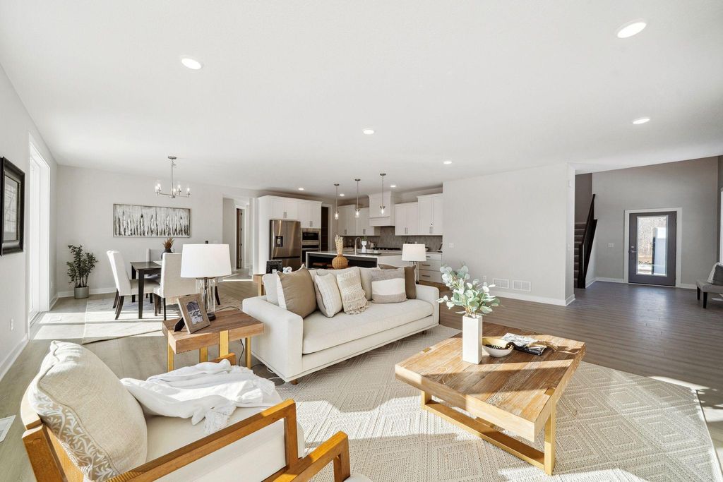 4866 128th Circle NE, Blaine, MN 55449