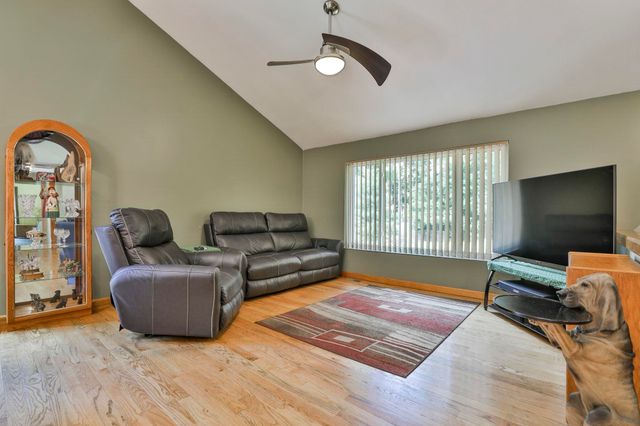 3 Friar Tuck Court, Merrimack, NH 03054