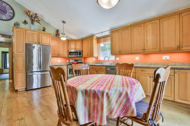 3 Friar Tuck Court, Merrimack, NH 03054