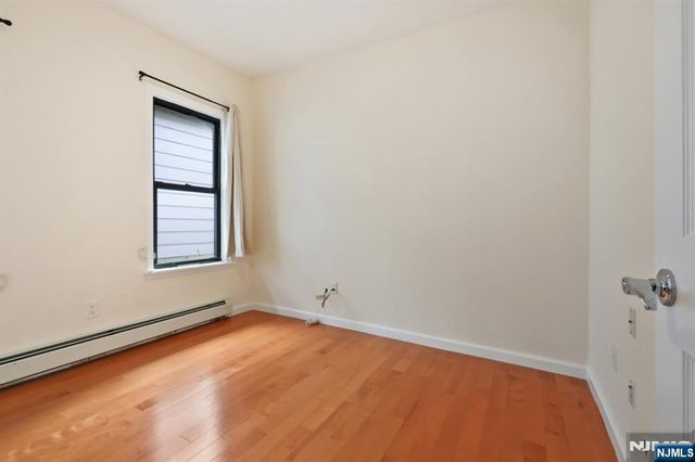 32 Hudson Terrace 2, Edgewater, NJ 07020