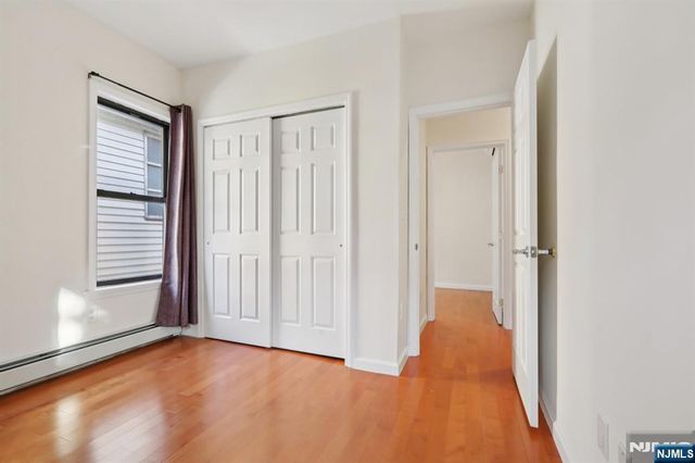 32 Hudson Terrace 2, Edgewater, NJ 07020