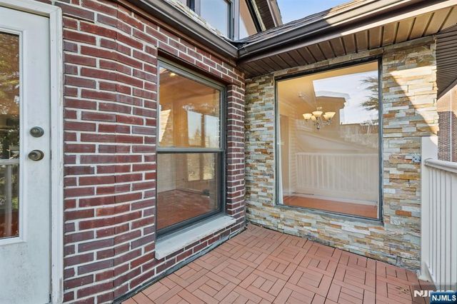 32 Hudson Terrace 2, Edgewater, NJ 07020