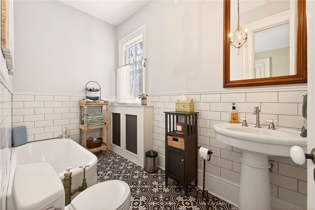 127 Maple Avenue, Victor, NY 14564