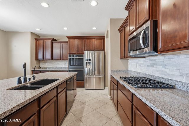 18348 W CHERYL Drive, Waddell, AZ 85355
