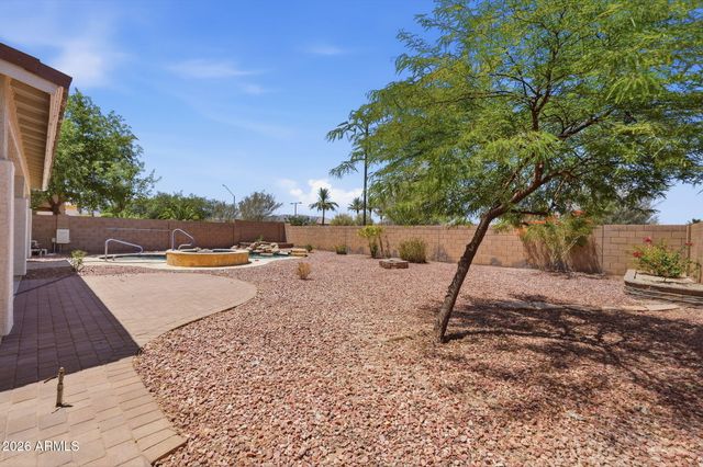18348 W CHERYL Drive, Waddell, AZ 85355