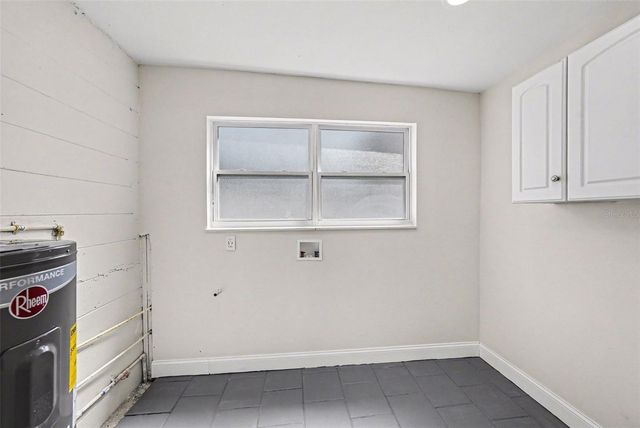 1514 W RIVER LANE, Tampa, FL 33603