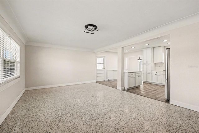 1514 W RIVER LANE, Tampa, FL 33603