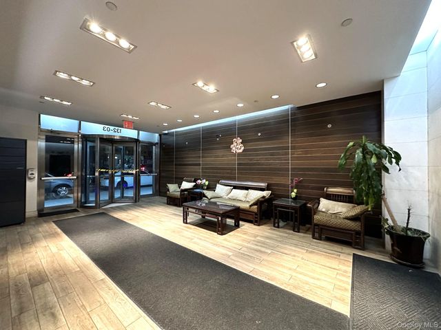 132-03 Sanford Avenue 7E, Flushing, NY 11355