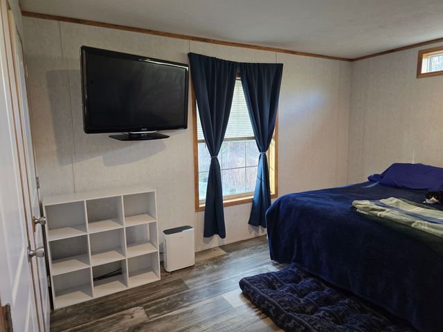 72 Sawmill Road, Pownal, VT 05261