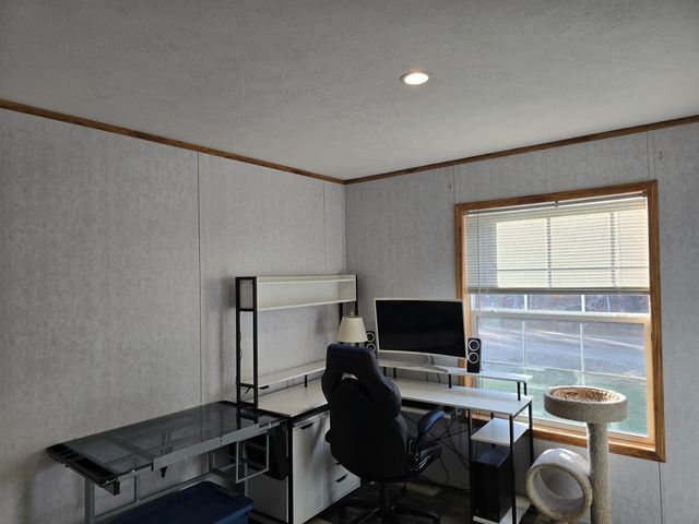 72 Sawmill Road, Pownal, VT 05261