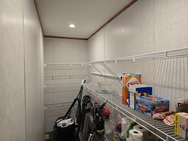 72 Sawmill Road, Pownal, VT 05261