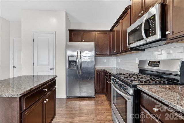 157 Kingsway Drive, Mooresville, NC 28115