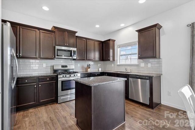 157 Kingsway Drive, Mooresville, NC 28115