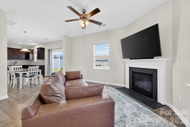 157 Kingsway Drive, Mooresville, NC 28115