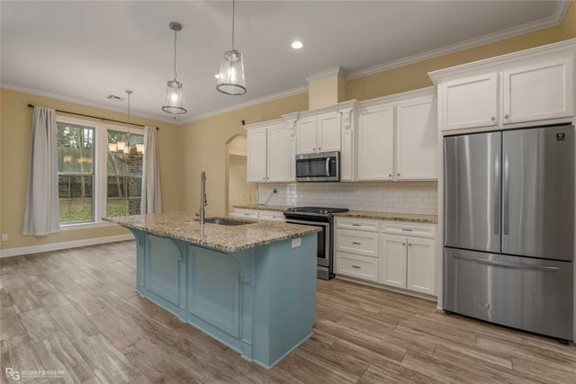 352 Wood Springs, Haughton, LA 71037