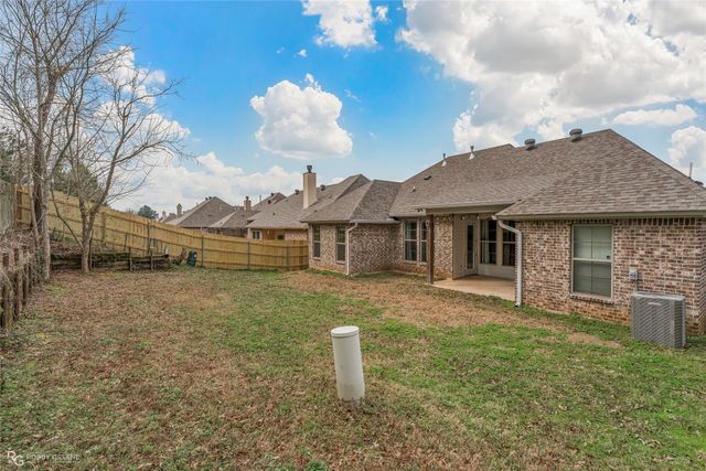352 Wood Springs, Haughton, LA 71037