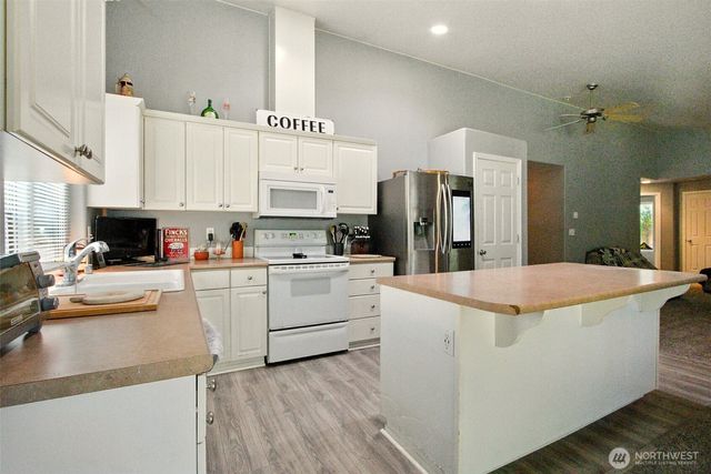 22423 Bluewater Drive SE, Yelm, WA 98597
