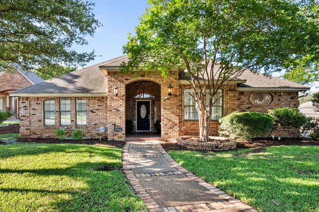 6706 Mt Vernon Court, Arlington, TX 76017