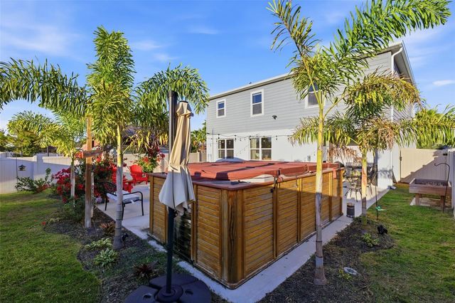 12138 BLUE PACIFIC DRIVE, Riverview, FL 33579