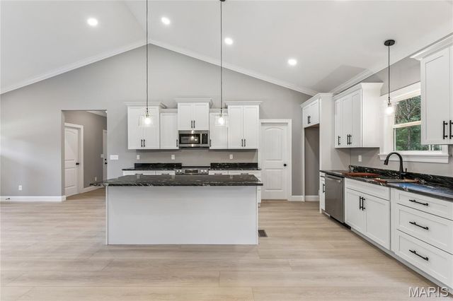 101 Sunrise Lane, Old Monroe, MO 63369