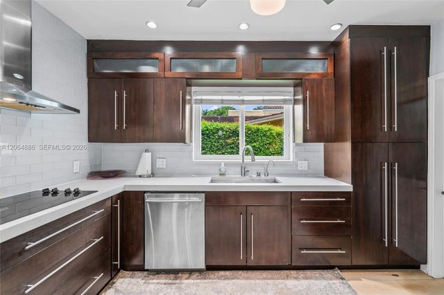 810 Venetia Avenue, Coral Gables, FL 33134