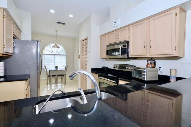 170 CLUB VILLAS LANE, Kissimmee, FL 34744