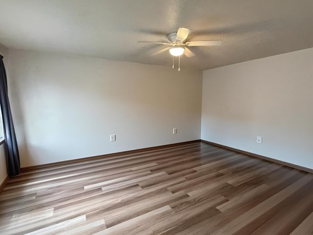1043-1045 Minnesota Street, Waterloo, IA 50702