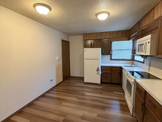 1043-1045 Minnesota Street, Waterloo, IA 50702