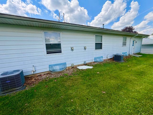 1043-1045 Minnesota Street, Waterloo, IA 50702
