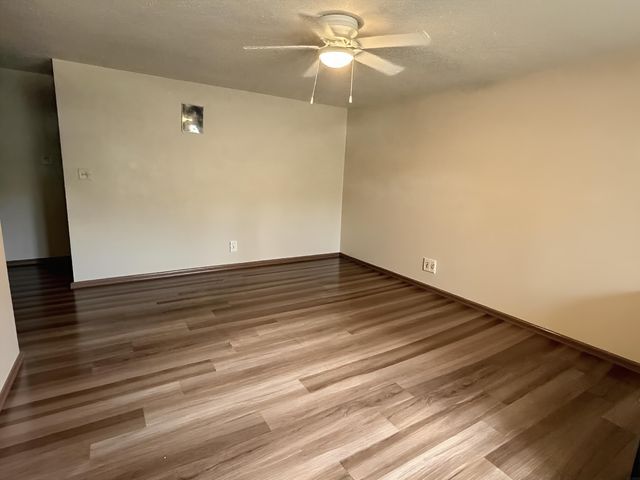 1043-1045 Minnesota Street, Waterloo, IA 50702