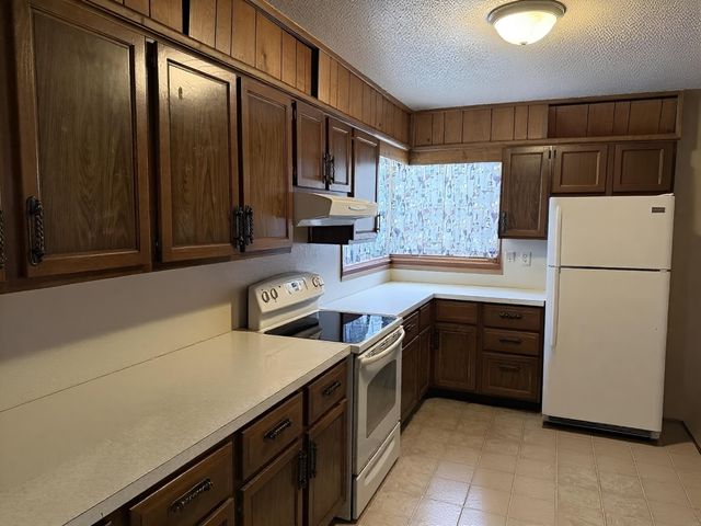 1043-1045 Minnesota Street, Waterloo, IA 50702