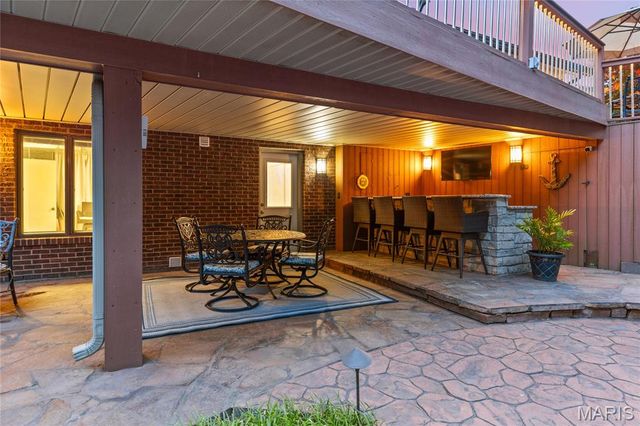 3736 Runnymede Drive, St Charles, MO 63301