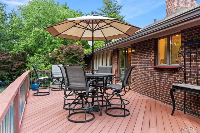 3736 Runnymede Drive, St Charles, MO 63301