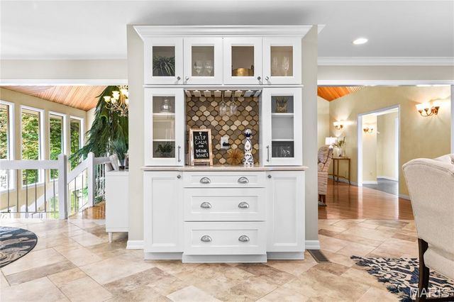 3736 Runnymede Drive, St Charles, MO 63301
