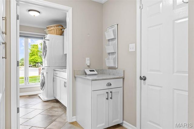 3736 Runnymede Drive, St Charles, MO 63301