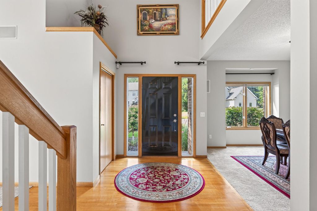 17126 Jonathan Court, Lakeville, MN 55044 — photo 3