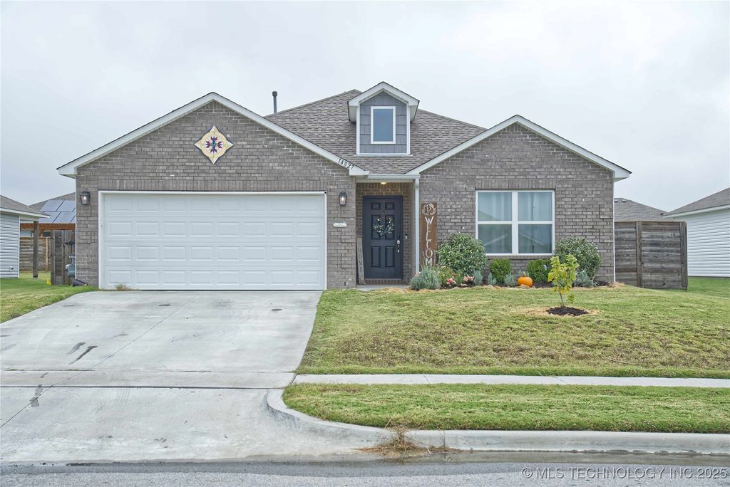 14827 E 39th Street S, Tulsa, OK 74134