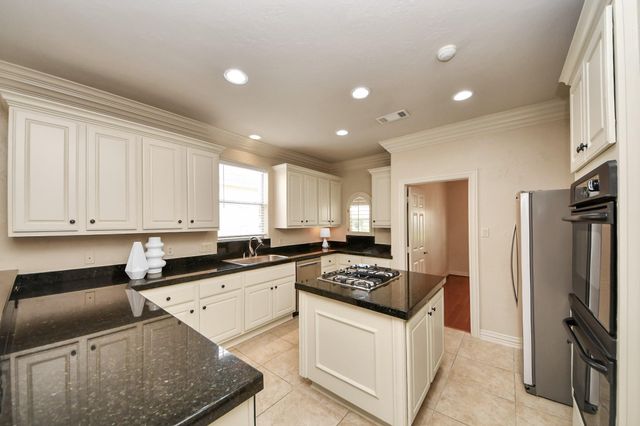 14207 Jade Cove Drive, Houston, TX 77077