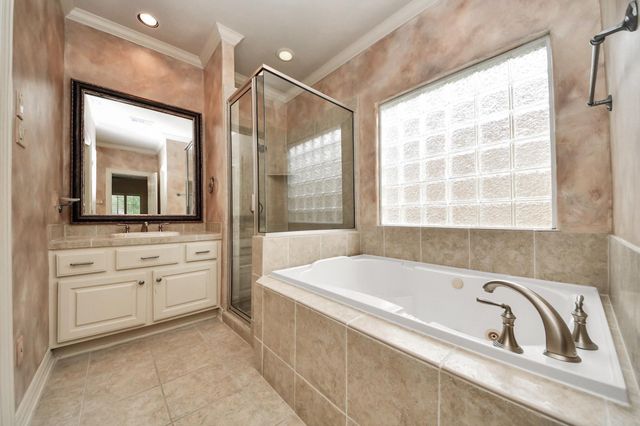 14207 Jade Cove Drive, Houston, TX 77077