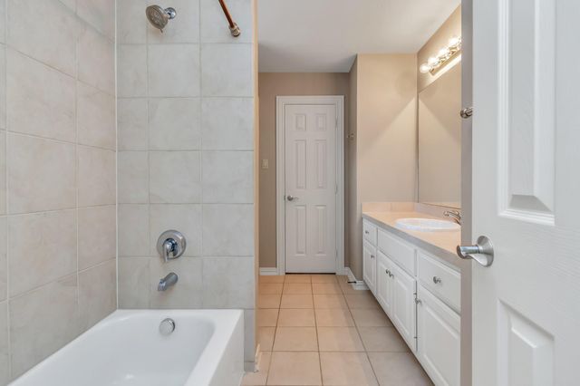 14207 Jade Cove Drive, Houston, TX 77077