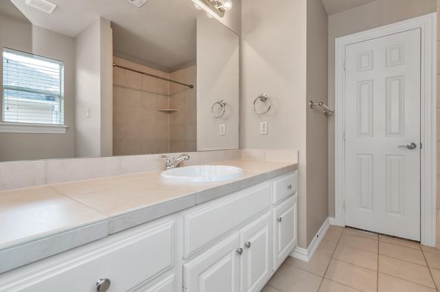 14207 Jade Cove Drive, Houston, TX 77077