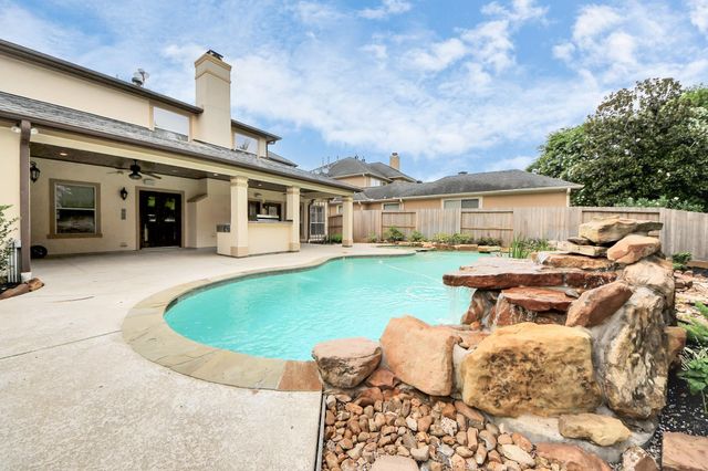 14207 Jade Cove Drive, Houston, TX 77077