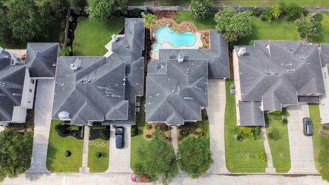 14207 Jade Cove Drive, Houston, TX 77077