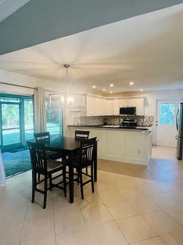 12404 Old Country Road S, Wellington, FL 33414