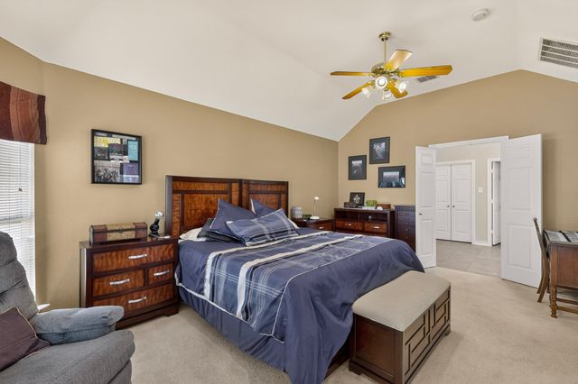 6303 Clear Pool Drive, Arlington, TX 76018