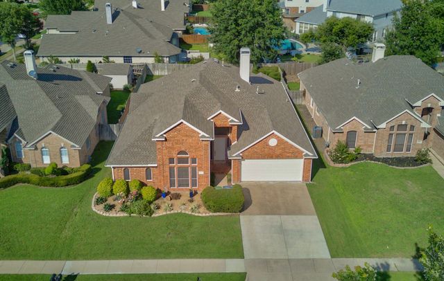 6303 Clear Pool Drive, Arlington, TX 76018